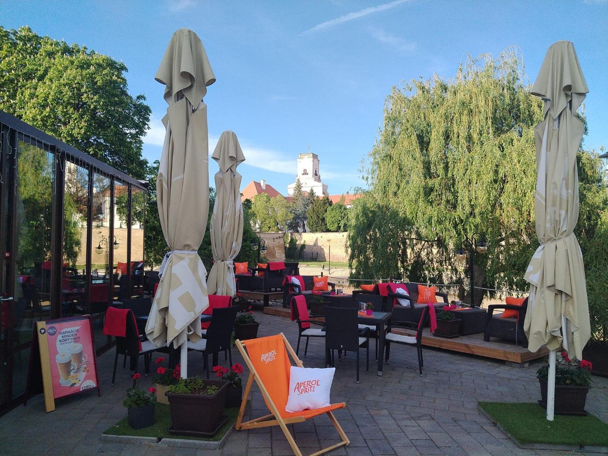 Hotel Icon Győr Eksteriør bilde